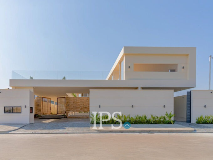 5 Bedroom Brand New Luxury Villa For Sale - Veal Sbov