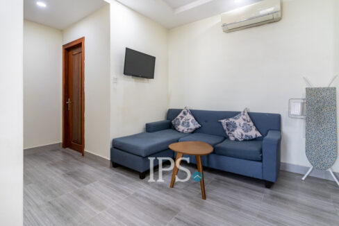 2 Bedroom Serviced Apartment For Rent - Boeung Trabek