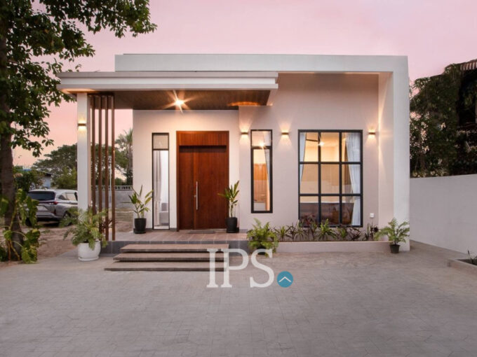 2 Bedroom Villa For Rent - Svay Dangkum