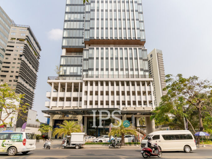 82 Sqm Office Space For Rent - Boeung Kak 1