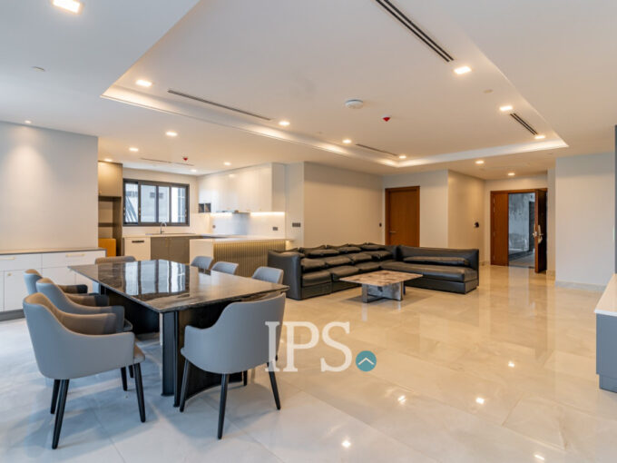 3 Bedroom Serviced Apartment For Rent - BKK1