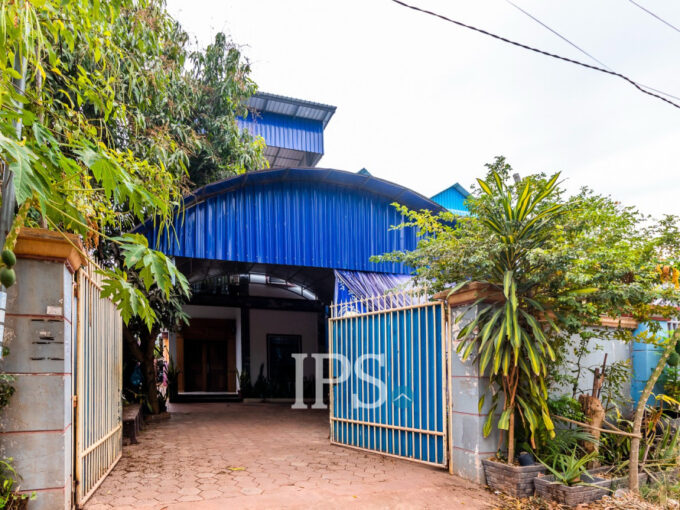 5 Bedroom House For Rent - Chreav