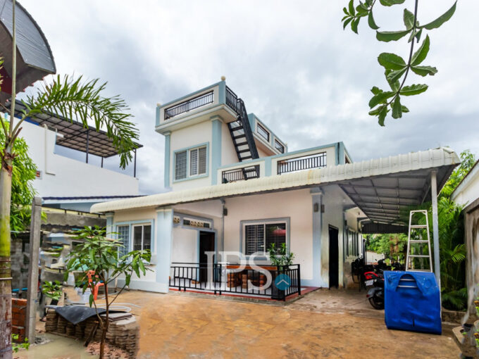 3 Bedroom House For Rent - Slor Kram