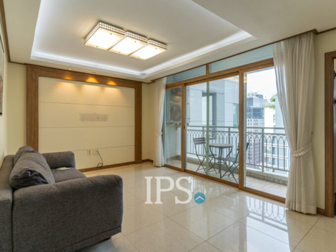 2 Bedroom Apartment for Sale - De Castle Royal