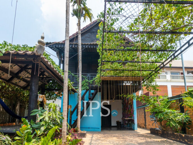 3 Bedroom House For Rent - Svay Dangkum