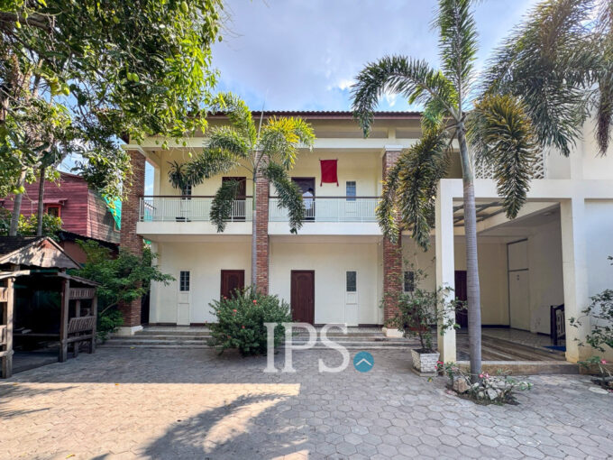 7 Bedroom Guesthouse For Rent - Svay Dangkum