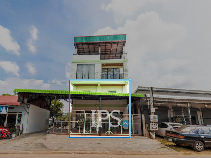 2 Bedroom Shophouse For Rent - Slor Kram