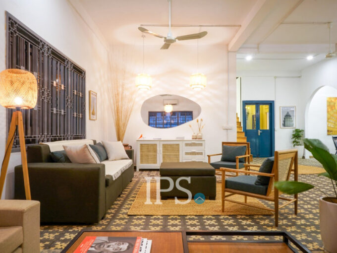 Renovated 5 Bedroom Apartment For Rent- Phsar Thmei 3