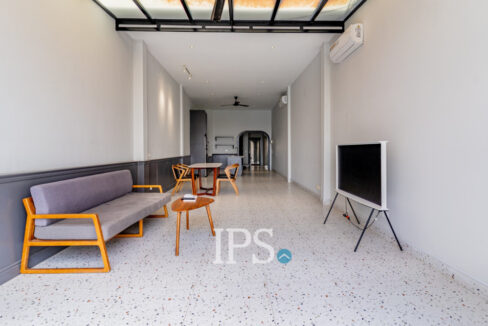 Renovated 3 Bedroom Apartment For Rent - Phsar Kandal 1