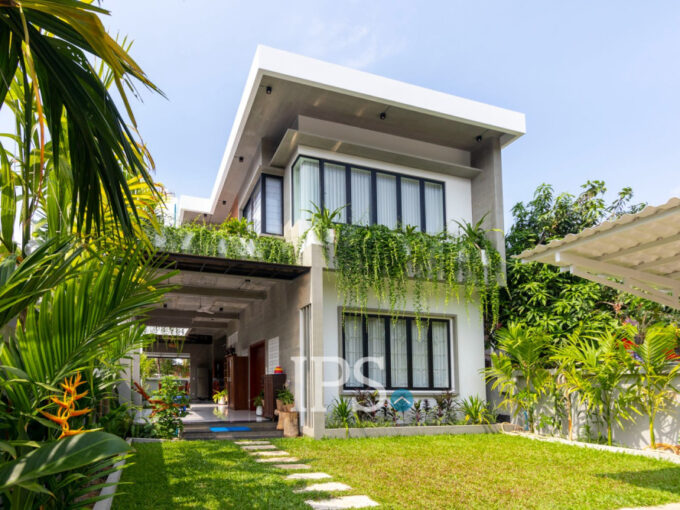 3 Bedroom Villa For Rent - Sala Kamreuk