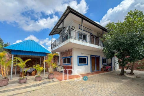 3 Bedroom Compound House For Rent - Sala Kamreuk