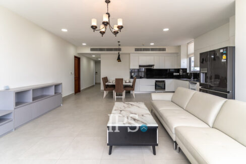 2 Bedroom Serviced Apartment For Rent - BKK1