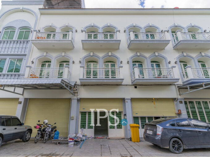 4 Bedroom Shophouse For Sale -  Borey ST
