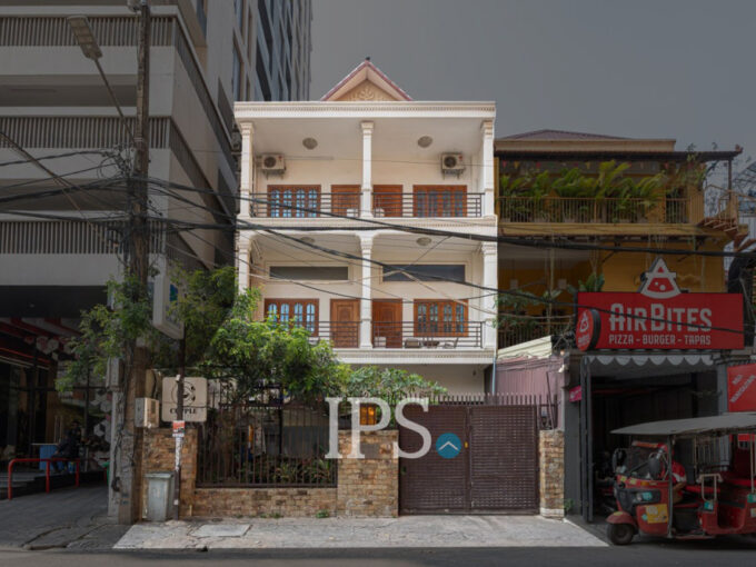 13 Bedroom Commercial Building For Rent - BKK1