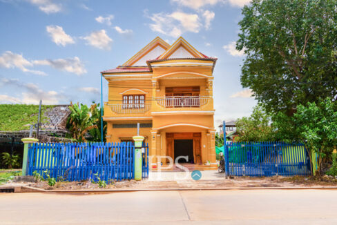 6 Bedroom House For Rent - Sala Kamruek