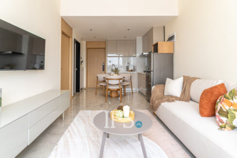 1 Bedroom Condo For Rent - The Pinnacle