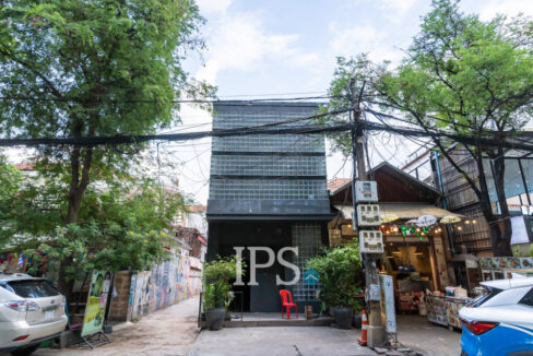 138 Sqm Retail Space For Rent - Chakto Mukh