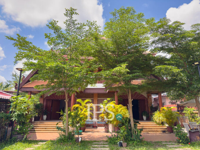 7 Bedroom Hotel For Rent - Sala Kamreuk
