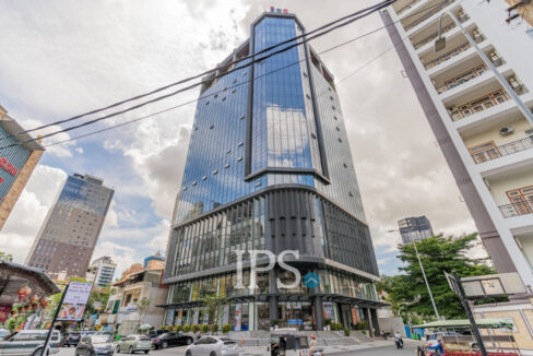 680 Sqm Office Space For Rent - BKK1