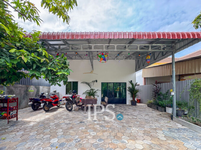 3 Bedroom House For Rent - Kouk Chak