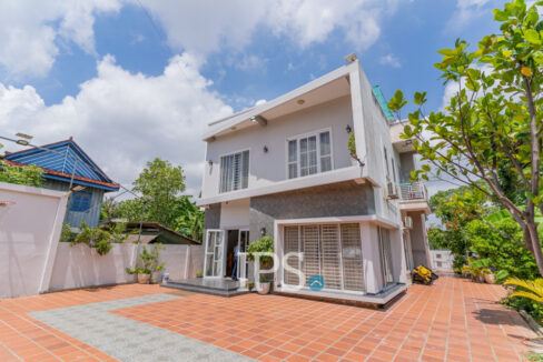 5 Bedroom Townhouse For Rent - Ta Khmau