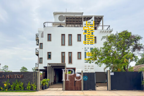 9 Unit Apartment For Rent - Kouk Chak