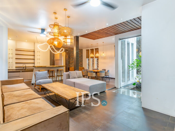 4 Bedroom Villa For Rent - BKK3