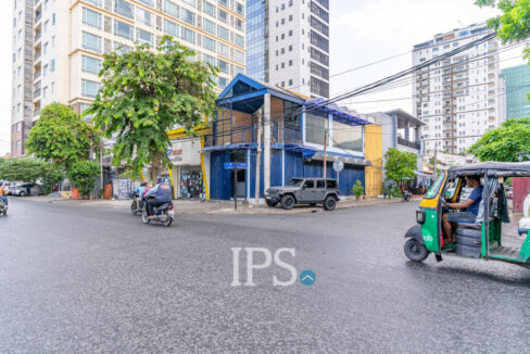 122 Sqm Corner Retail Space For Rent - Beoung Raing