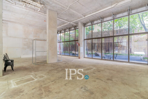 160 Sqm Retail Space For Rent - Beoung Kak 1