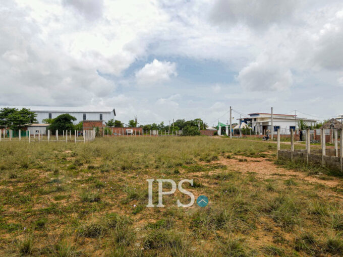 915 Sqm Land For Sale - Chreav