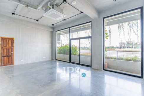 75 Sqm Office Space For Rent - Tonle Bassac