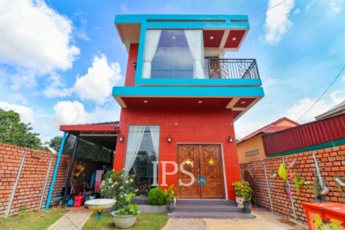 3 Bedroom Villa For Rent - Svay Dangkum