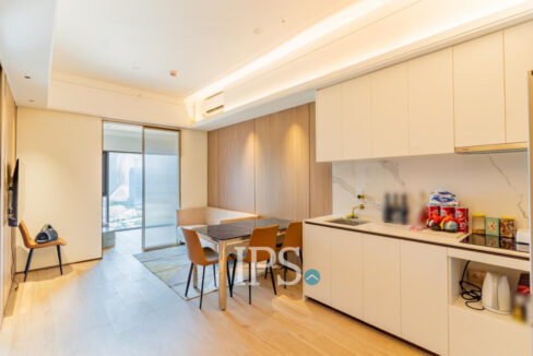 2 Bedroom Condo For Rent - Vue Aston