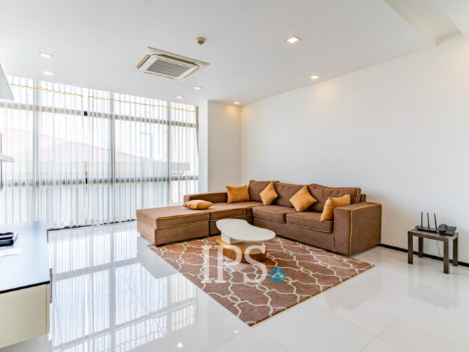 2 Bedroom Serviced Apartment For Rent - Beoung Raing