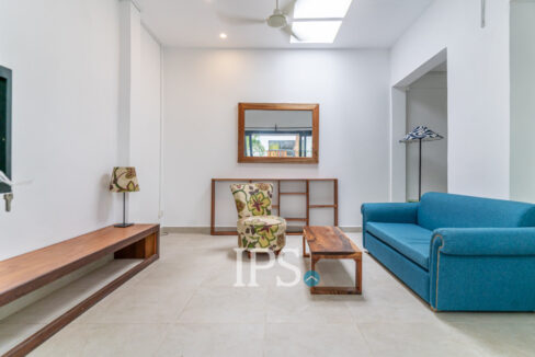 Duplex 5 Bedroom Renovated Apartment For Rent - Tonle Bassac