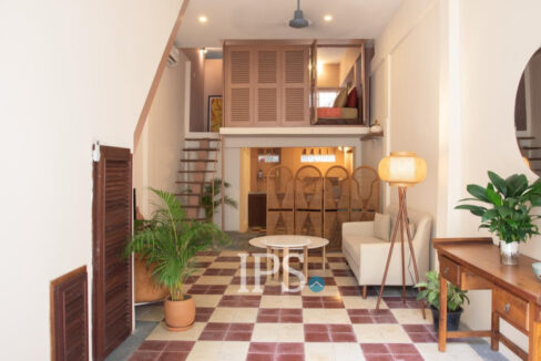 Renovated Loft 1 Bedroom Apartment For Rent - Chakto Muk