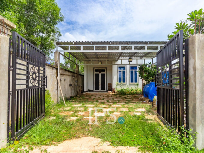 3 Bedroom House For Rent - Svay Dangkum