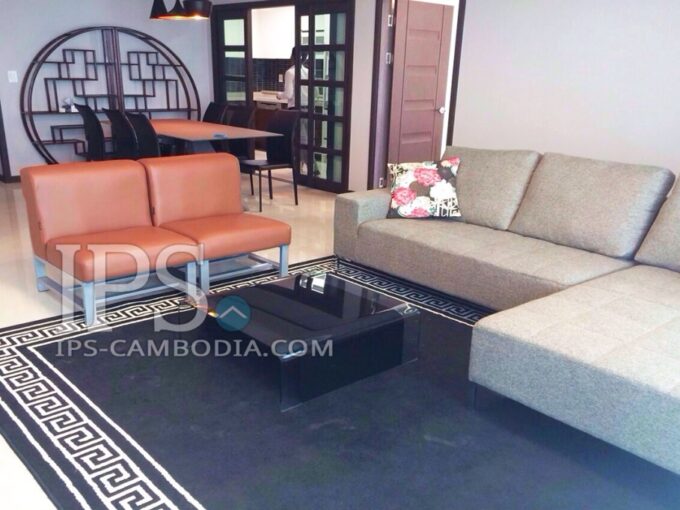 Four Bedroom Condo in BKK1 For Sale