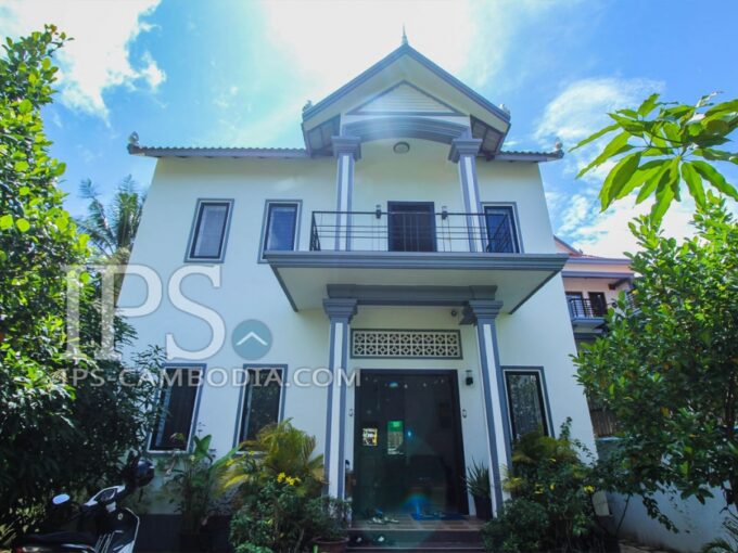 Svay Dangkum - 3 Bedroom Villa for Rent