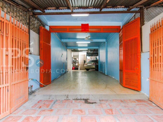 Shopfront for Rent - Russian Market