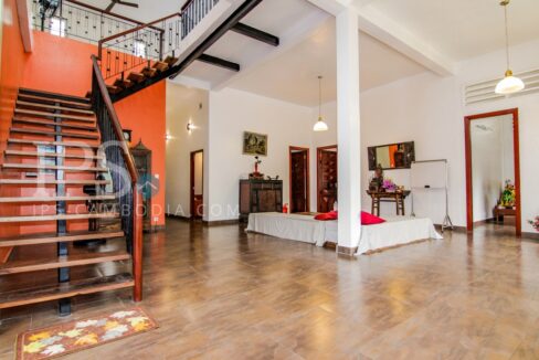 Apartment for Sale - 5 Bedrooms in BKK3
