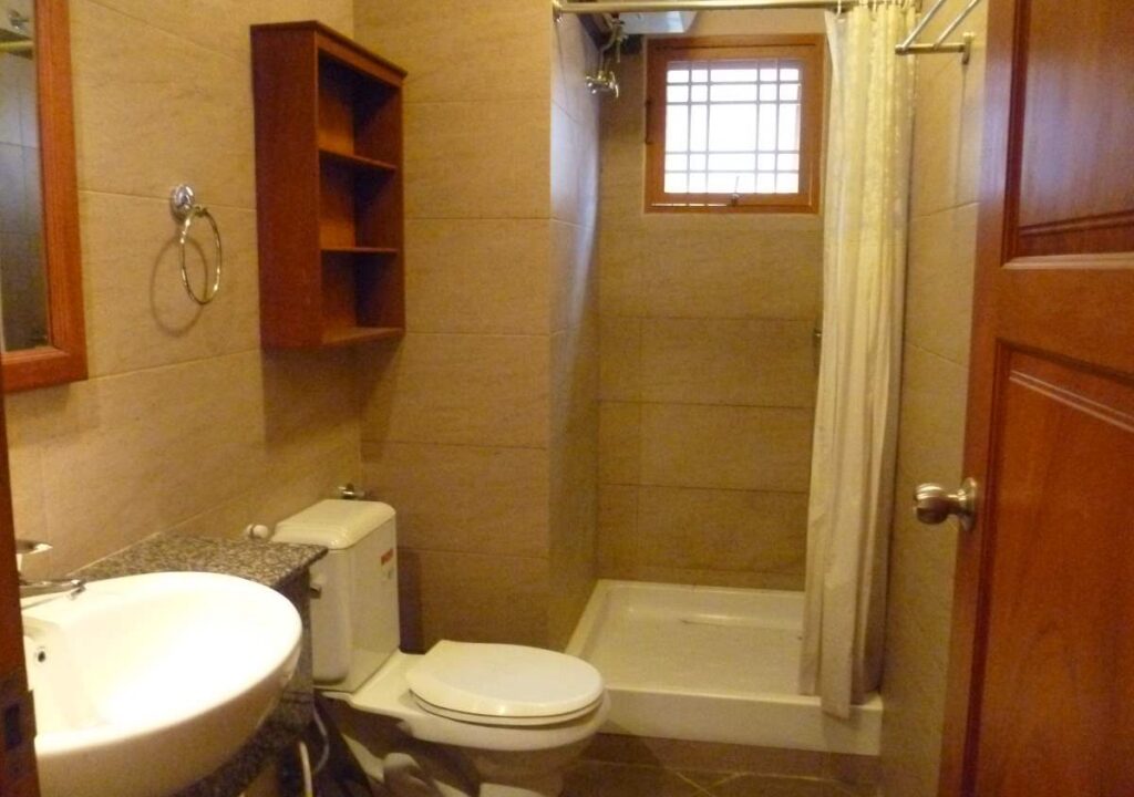 1612011135904ca8-1-P1050956-2BedroomApartmentinBKK1