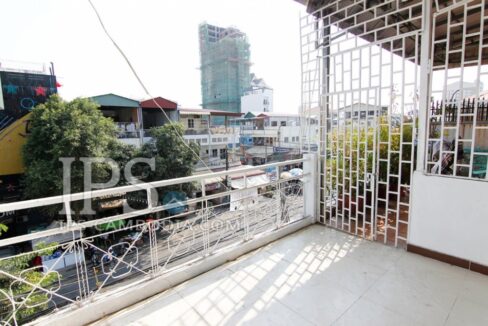 1612220920388576-ips-apartment-for-rent-in-phnom-penh-two-bedrooms-in-bkk3-1457417856-MG9282