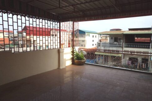 1702210921871223-10-DSC01437-5BedroomTownhouseinBKK3