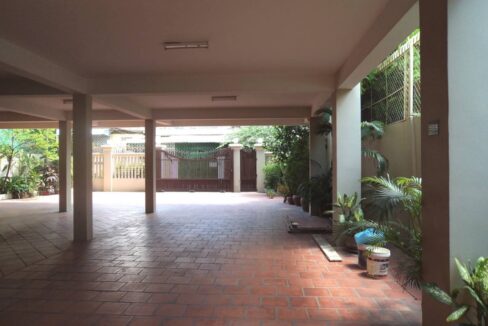 1702210921fe6784-1-DSC01845-2BedroomApartmentinBKK3