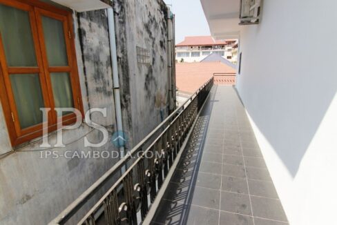 1703220045b2fb28-ips-phnom-penh-apartment-for-rent-in-bkk1-one-bedrooms-1455871845-MG8320