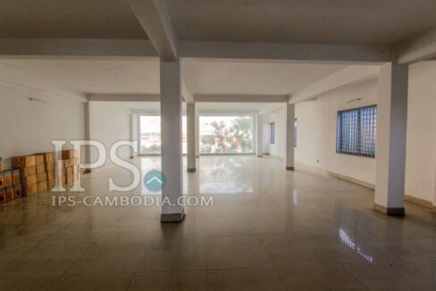 1704060300c6bdac-ips-commercial-building-for-rent-in-toul-savy-prey-six-floors-1462354885-MG2445