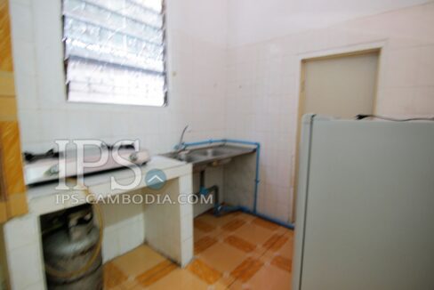 17051118047d872b-ips-apartment-for-rent-in-phnom-penh-spacious-one-bedroom-in-bkk1-1462786958-MG2694