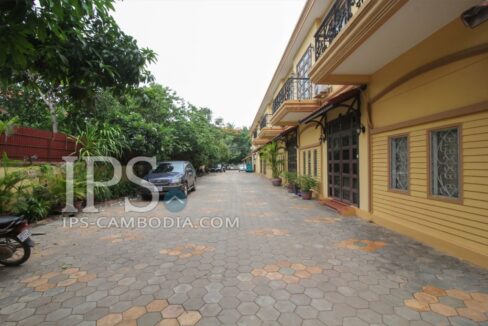 1705111810cac3e7-ips-three-bedrooms-villa-in-siem-reap-1467772261-Sample-Optimize-Photos2