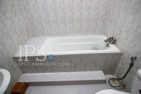 1705112109bc0858-ips-small-office-for-rent-in-bkk1-phnom-penh-1456737091-MG8889